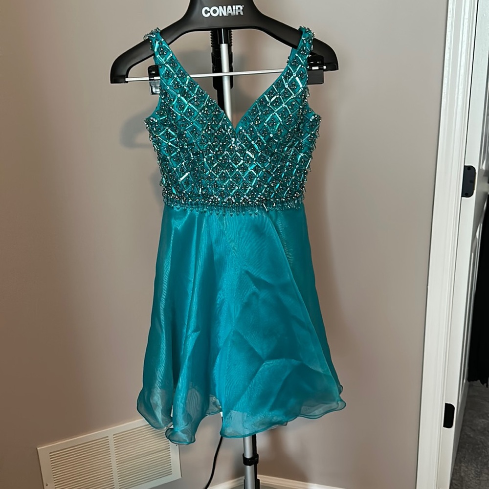 Size 2 Turquoise dress